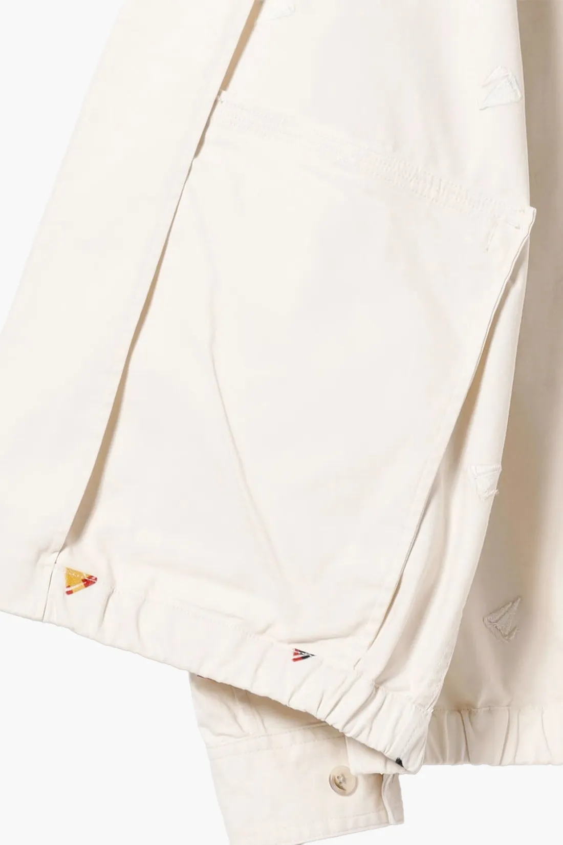 Beams plus Zipper blouson embroidery White 01 - GRADUATE STORE