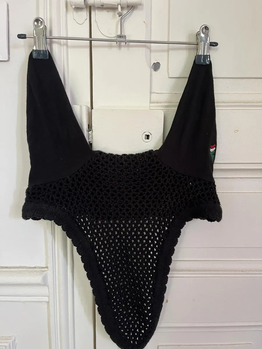 Bonnet equiline noir