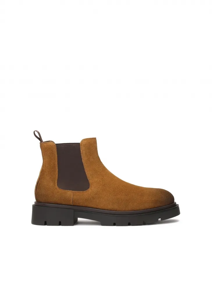 Bottes Chelsea en daim marron avec semelle en trep